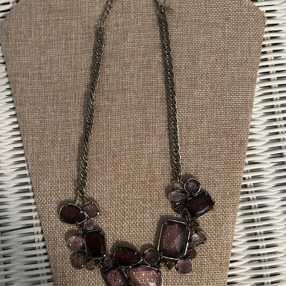 Lavender stones. Unique setting of 3. Will break up the set - Picture 7 of 9